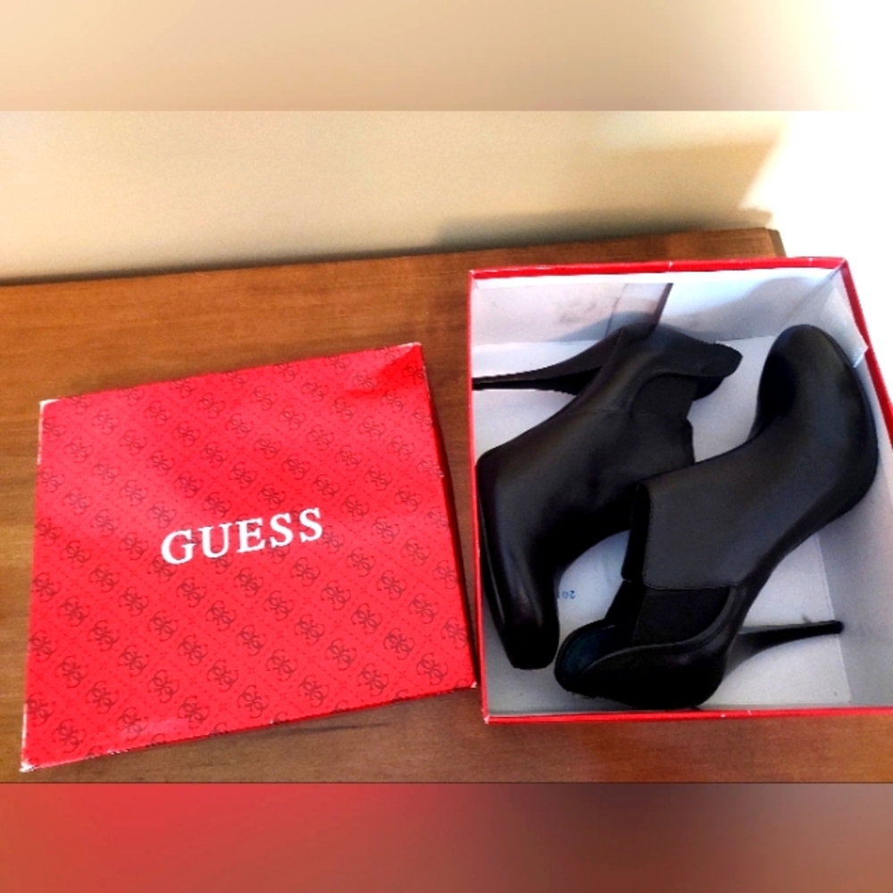 Guess black leather booties